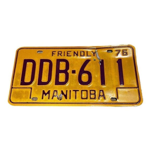 Vtg 1976 Manitoba Canada Collectible License Plate Original Yellow Tag DDB 611 - Picture 1 of 3